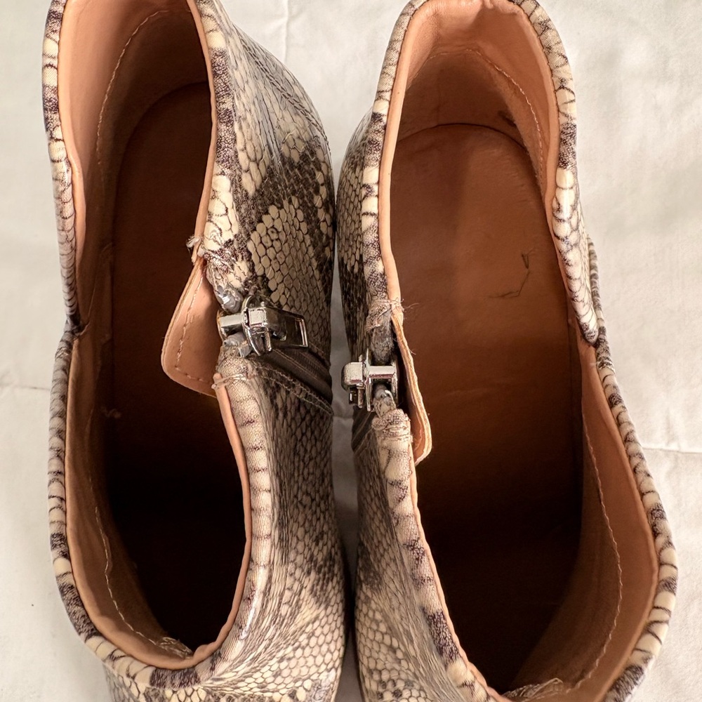 Chic Snakeskin Ankle Booties - Picture 7 of 8